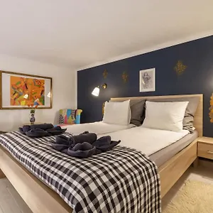  Apartman Barka In Downtown Buda